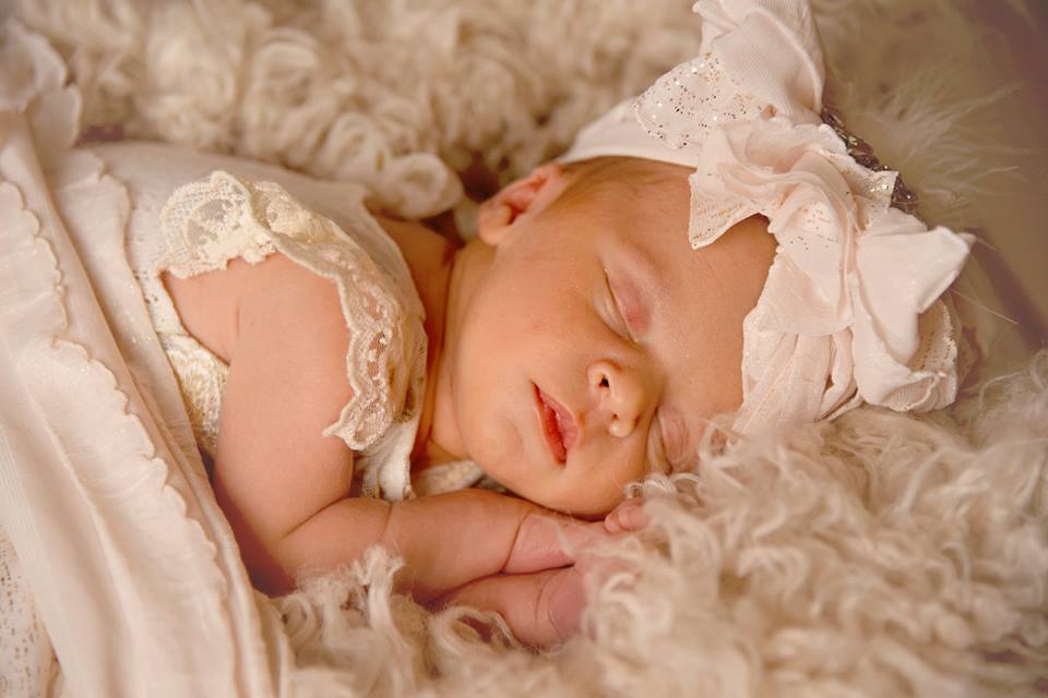 In Awe Standard Ruffled Headband