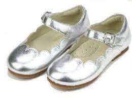 Sonia Scalloped Flat Shoe