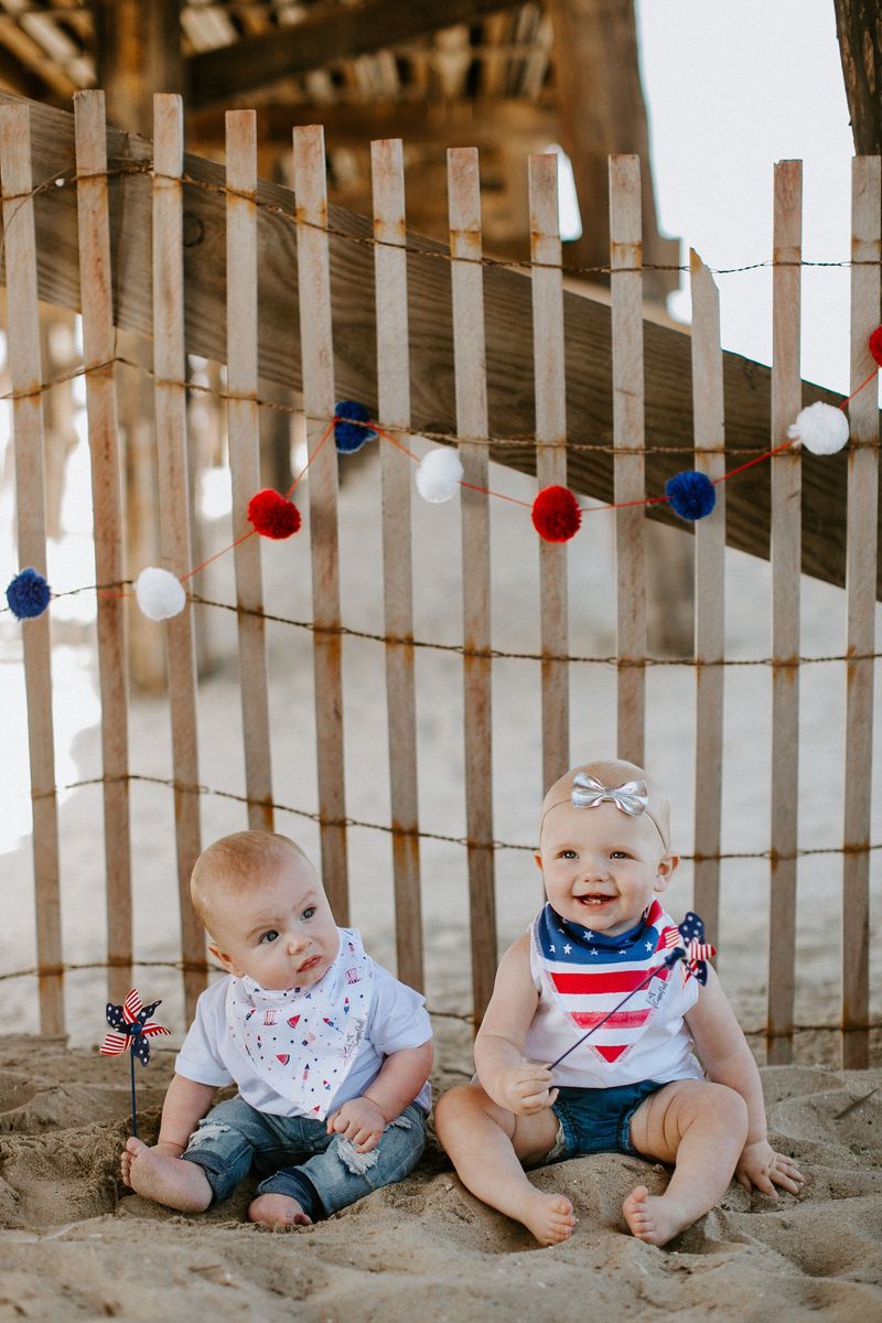 Holiday Bibs
